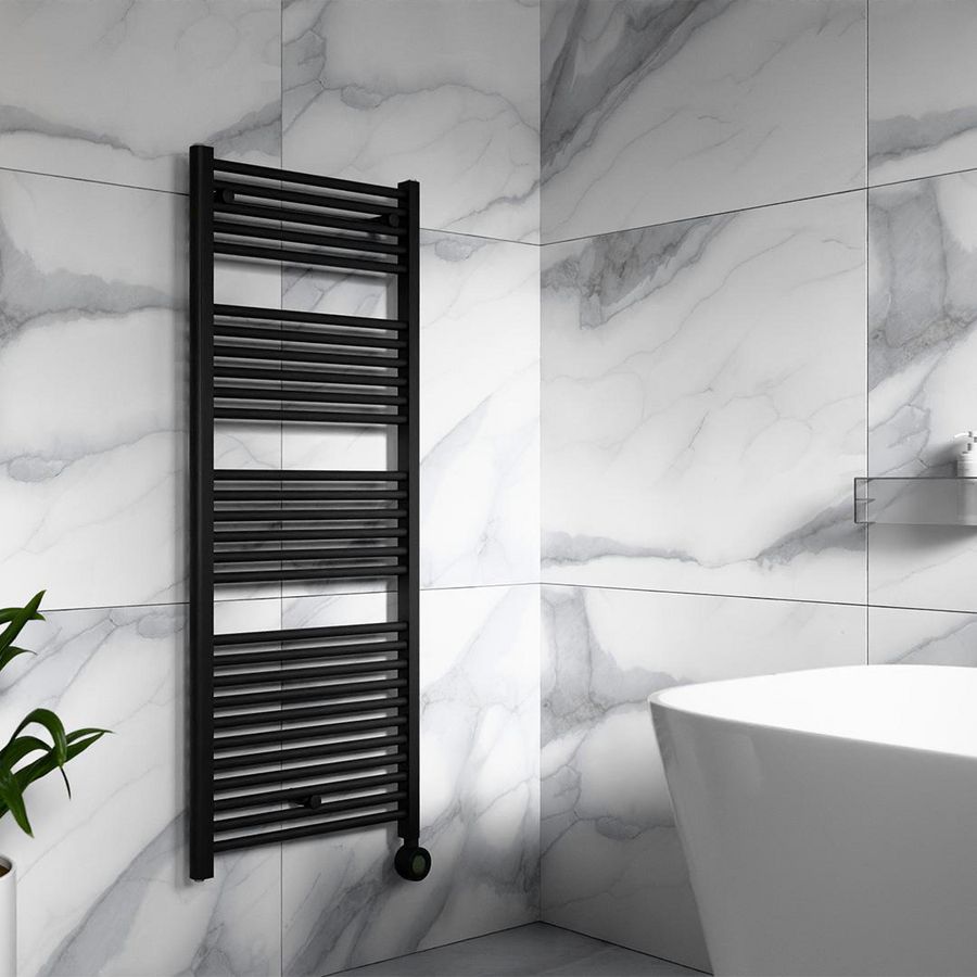 Elektr. handdoekradiator CALOR-V2 BLACK 500W 500X927mm snoer 1,2mtr + stekker incl. regeling