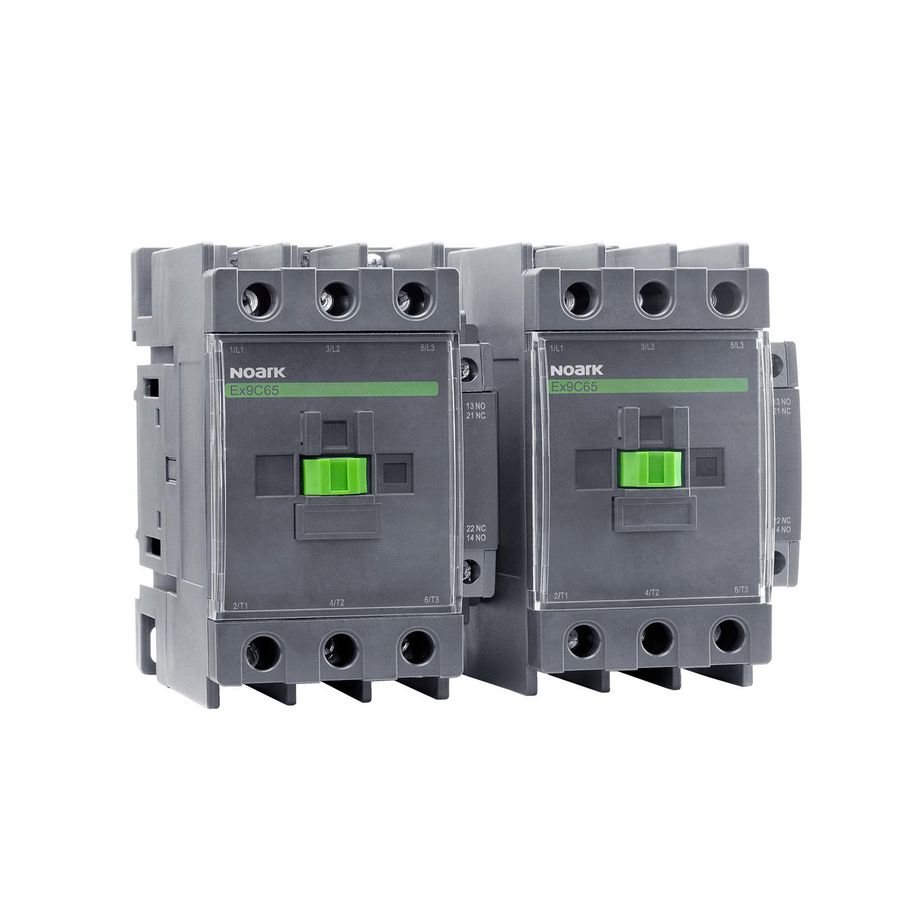 Magneetschakelaar omkeerbaar 3P 40A AC-3 cont. 240V AC 1 NC +