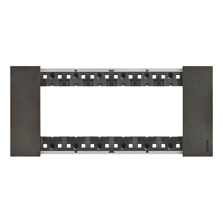 Afdekplaat 6 module space K4706 LivingNow