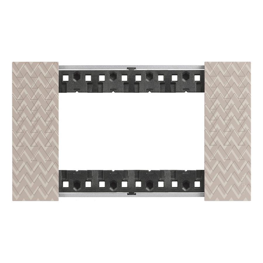 Afdekplaat 4 module optic K4704 LivingNow