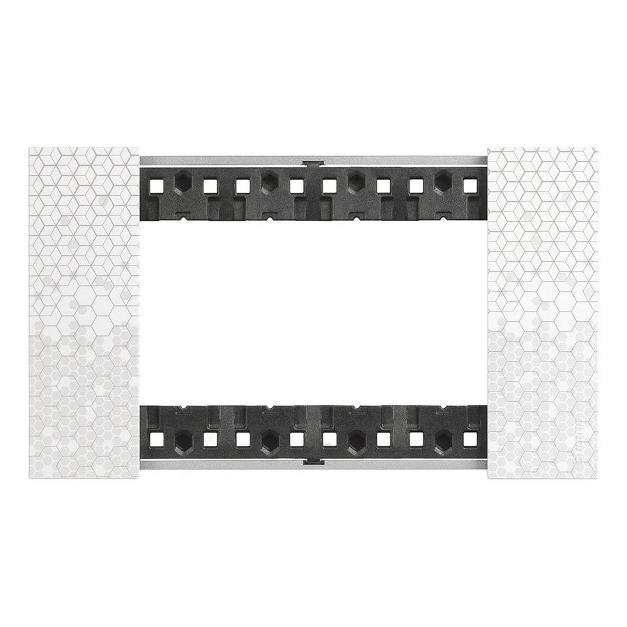 Afdekplaat 4 module pixel K4704 LivingNow