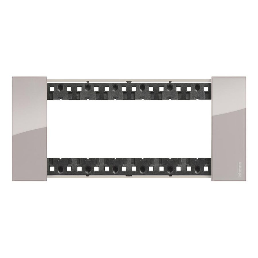 Afdekplaat 6 module aura K4706 LivingNow