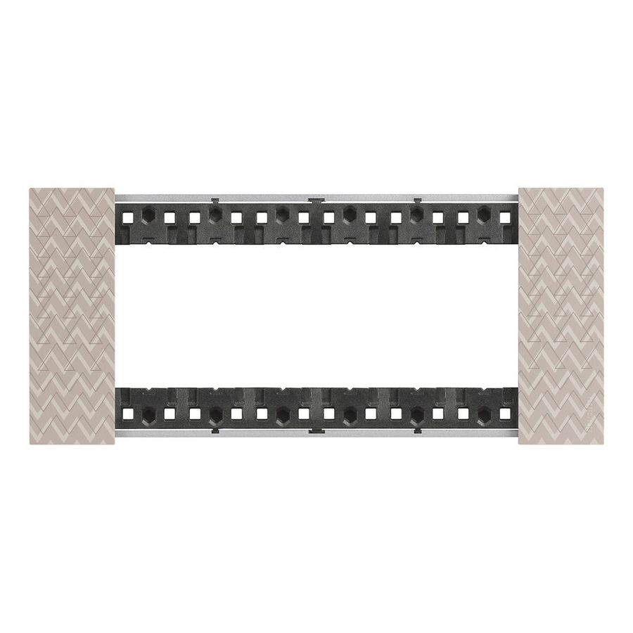 Afdekplaat 6 module optic K4706 LivingNow