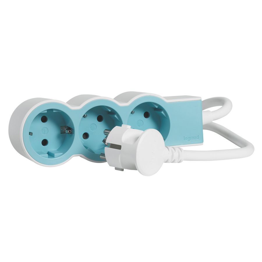 Contactdoos standaard 3x2P + A 1,5m. soft blauw VVE=10
