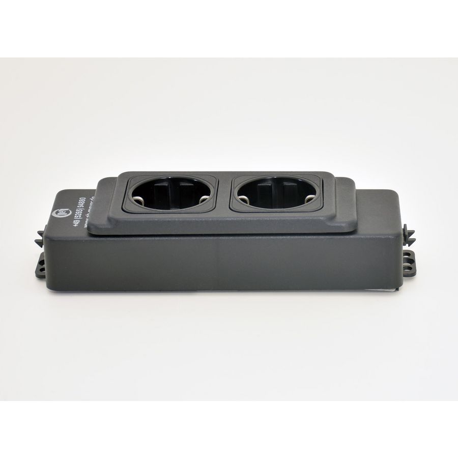 Netbox GST18I3 MS 2x230v 45° in/out zwart