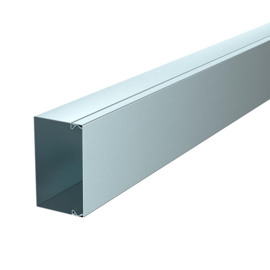 Lengte a 2m. Installatiekanaal met bodemperf. 60x100