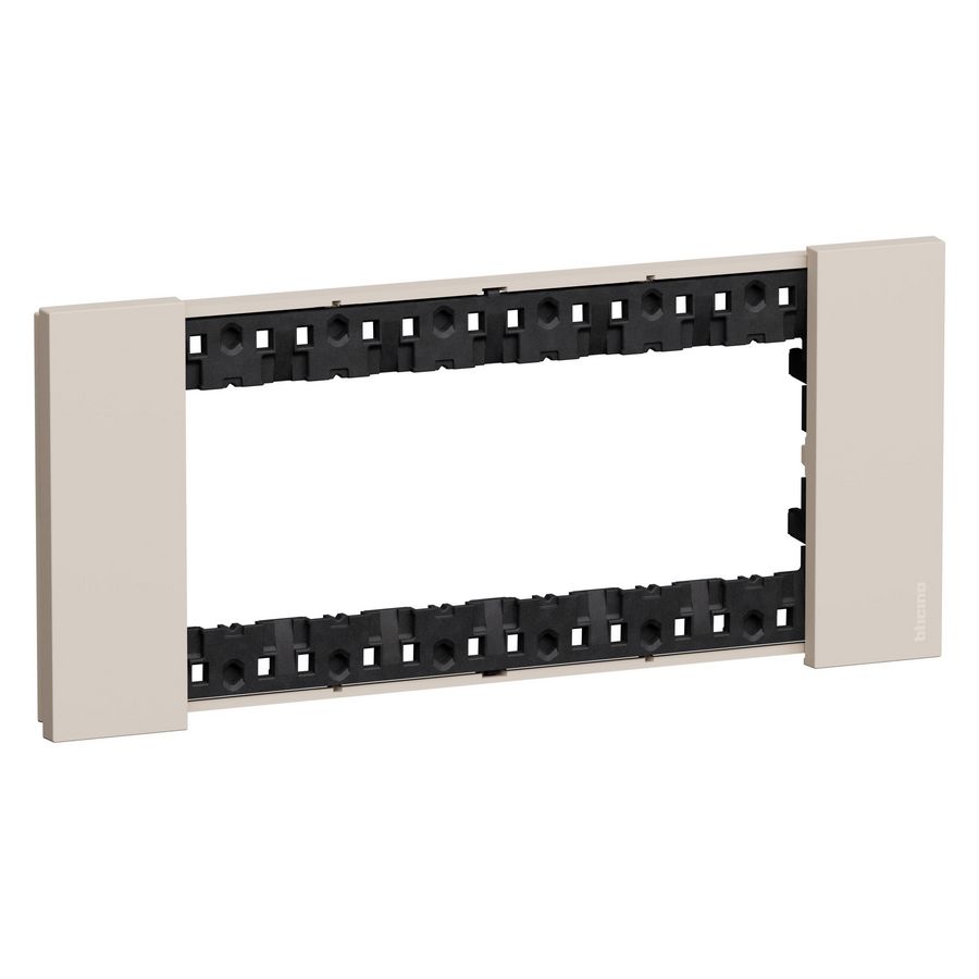 Afdekplaat 6 module zand K4706 LivingNow