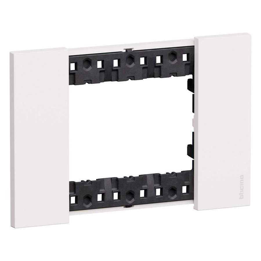 Afdekplaat 3 module wit K4703 LivingNow