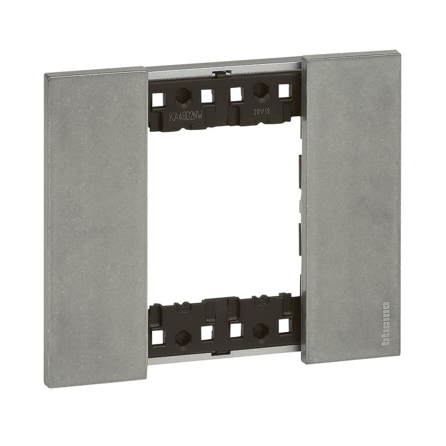 Afdekplaat 2 modulen oon K4702 LivingNow