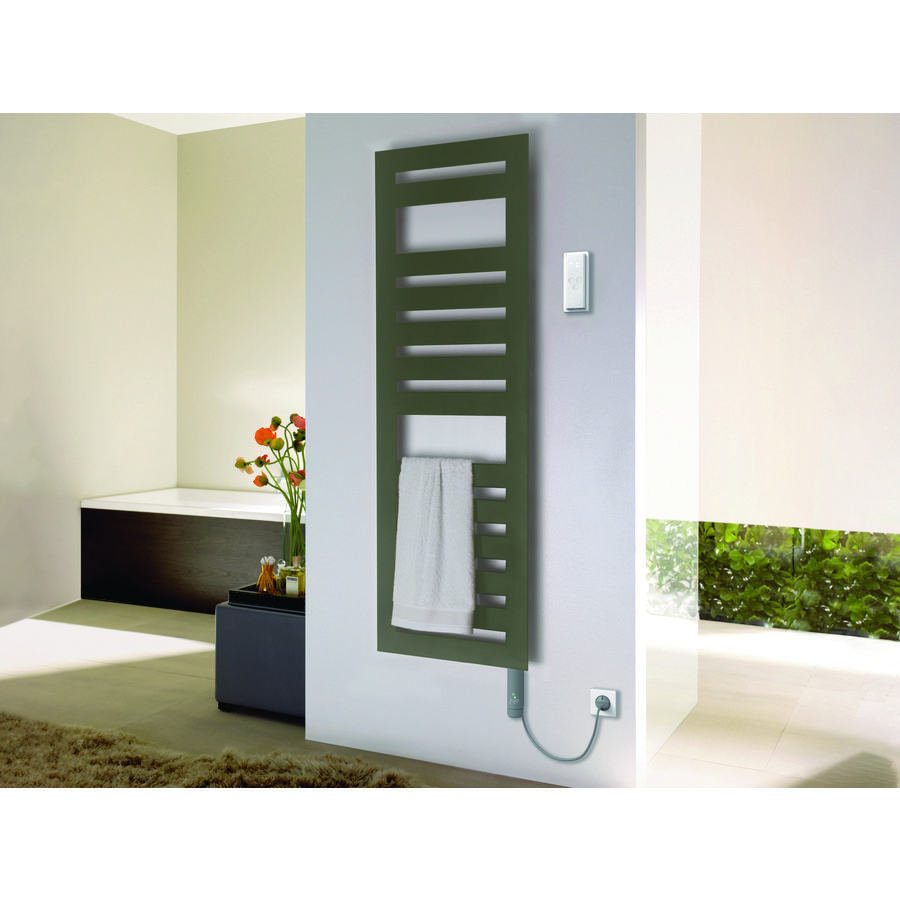 Elektr. badkamerradiator METROPOLITAN SPA EL 1353x500mm 600W IHC bediening wit RAL9016