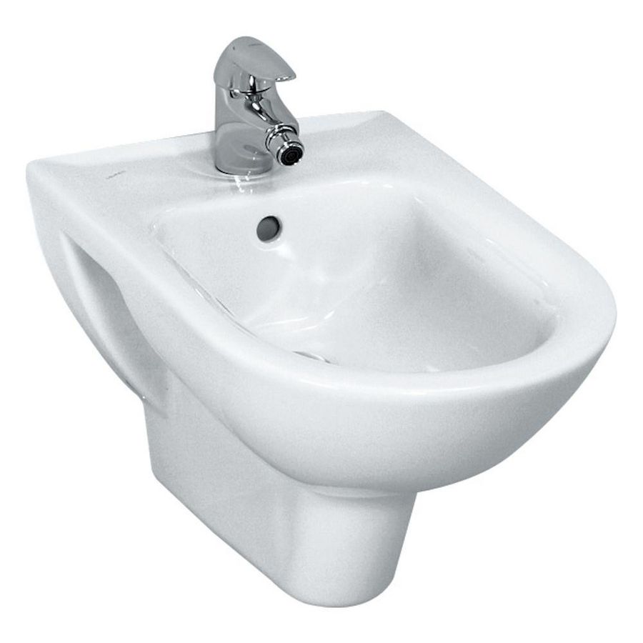 Pro wandbidet wit m. gaten tbv wateraansluiting