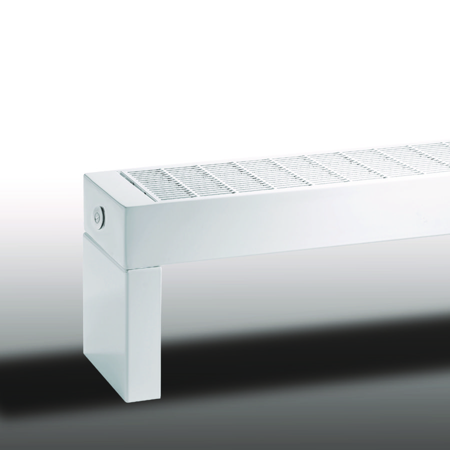 Plintradiator Primula P1/130 1800x70 RAL9016 0027